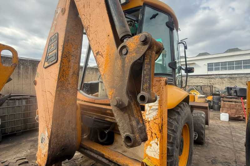 OmecoHub - Immagine JCB 3CX